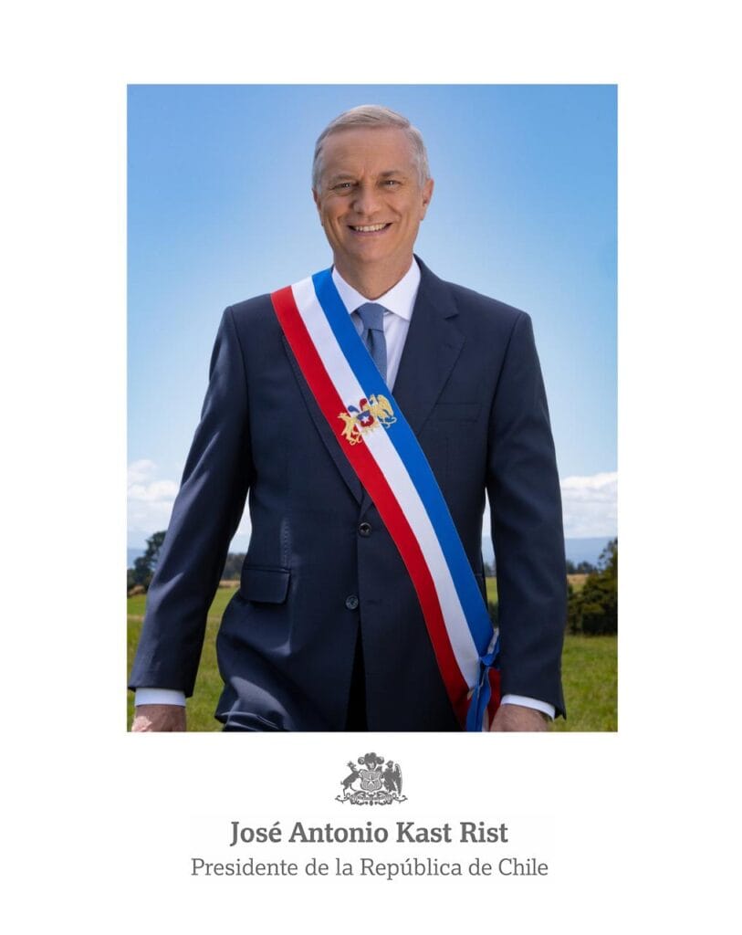 Fotografía oficial de Kast